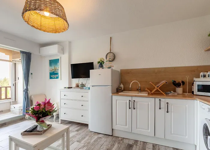 Sur Mer,soleil Et Douceur Il Apartment *